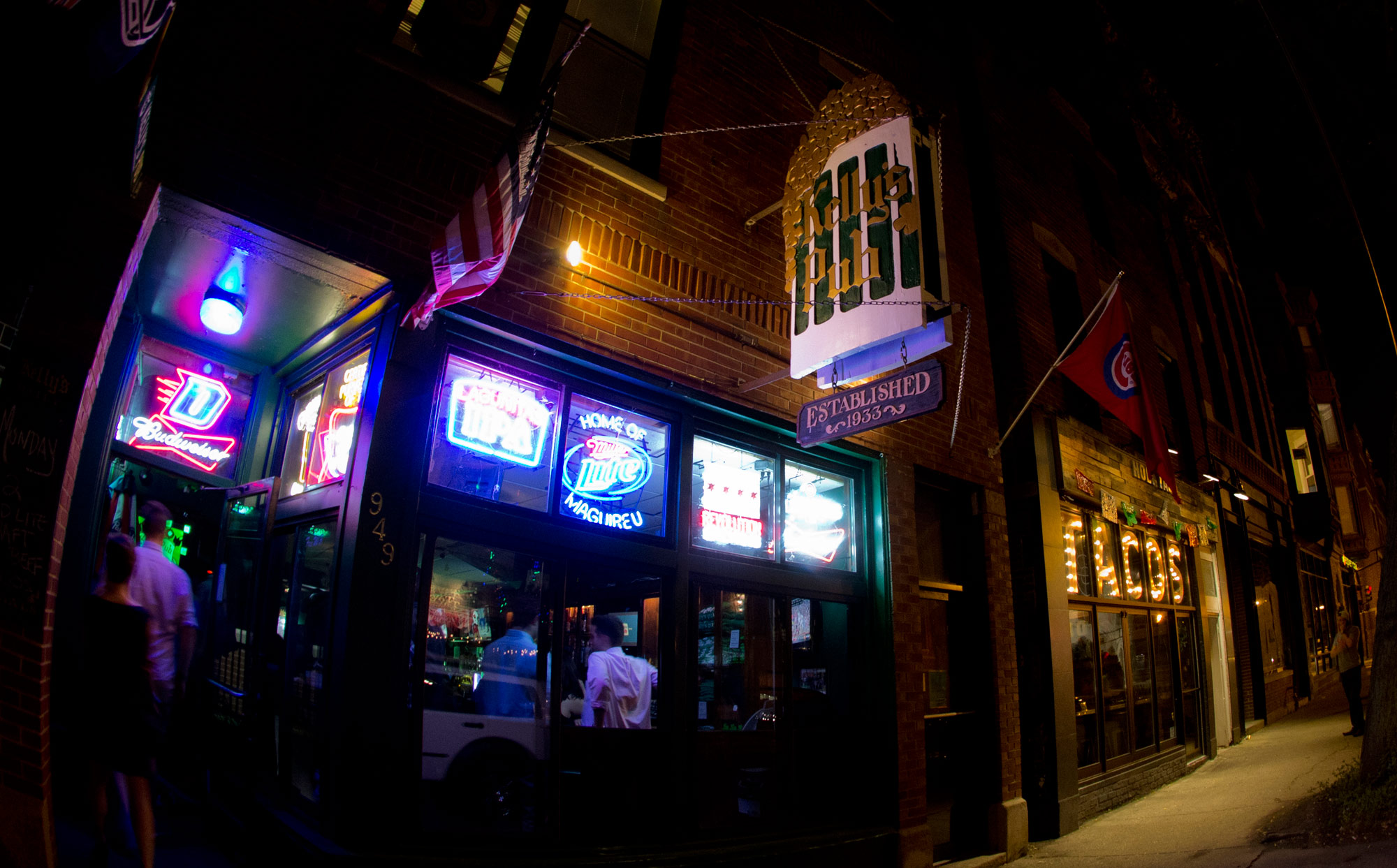 Bar photo 2